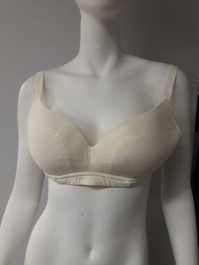 Bradelis New York Women's New York Bra Beige Size 34 F NEW WITHOUT TAGS!